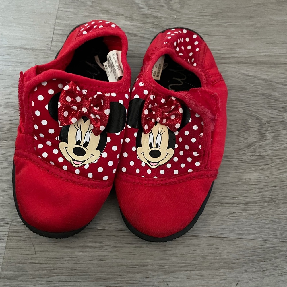Minnie Mouse Water Shoes